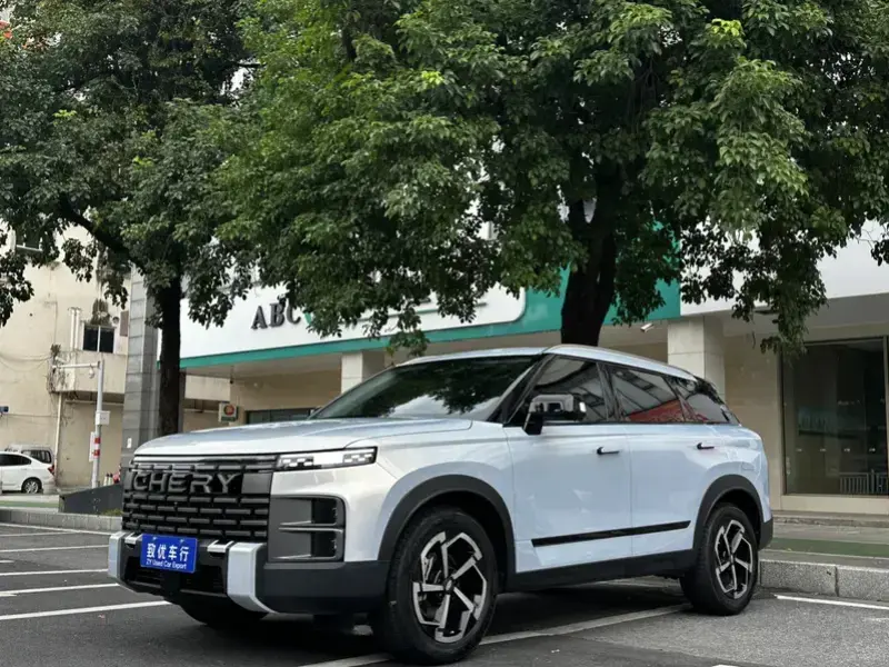 2023 Chery Explore 06 с пробегом 10 000 км