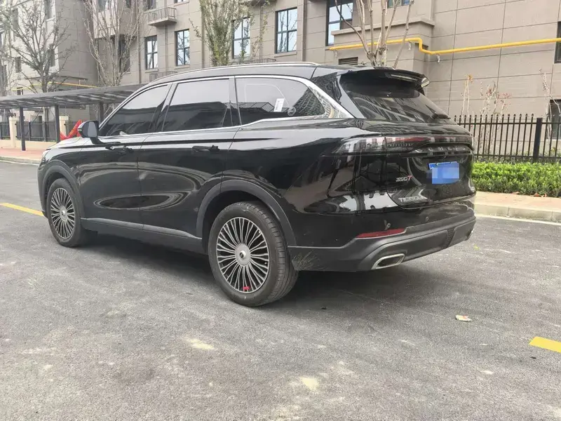 2024 Chery Tiggo 8L с пробегом 8 000 км