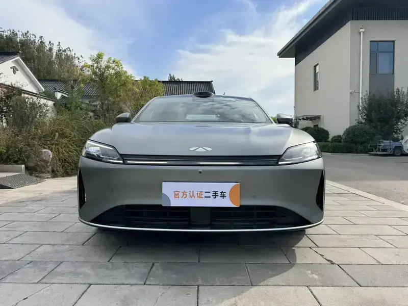 2025 Chery Fulwin A9L с пробегом 11 000 км