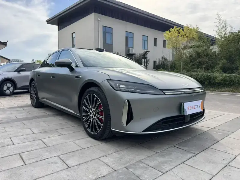 2025 Chery Fulwin A9L с пробегом 11 000 км