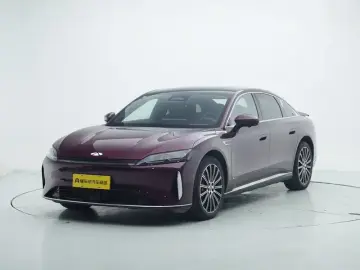2025 Chery Fulwin A9L с пробегом 6 300 км