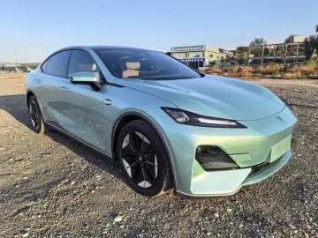 2023 Changan Deepal SL03 с пробегом 52 000 км