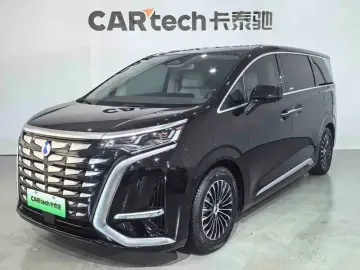 2022 Denza D9 с пробегом 77 000 км
