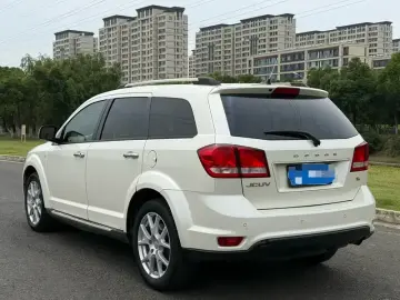 2014 Dodge Journey с пробегом 96 000 км