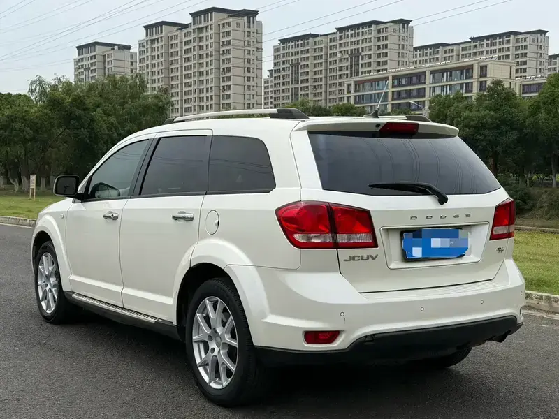 2014 Dodge Journey с пробегом 96 000 км