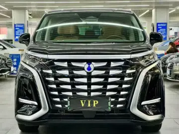 2022 Denza D9 с пробегом 67 000 км
