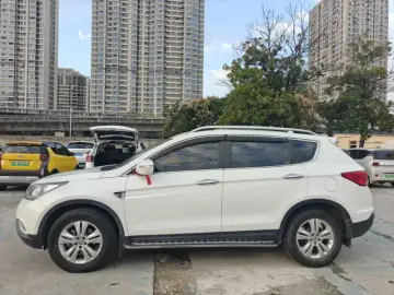 2016 Dongfeng AX7 с пробегом 130 000 км