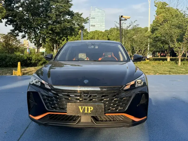 2023 Dongfeng Aeolus Yixuan с пробегом 38 000 км