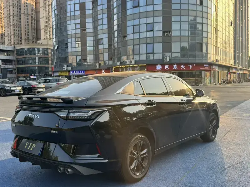 2023 Dongfeng Aeolus Yixuan с пробегом 38 000 км
