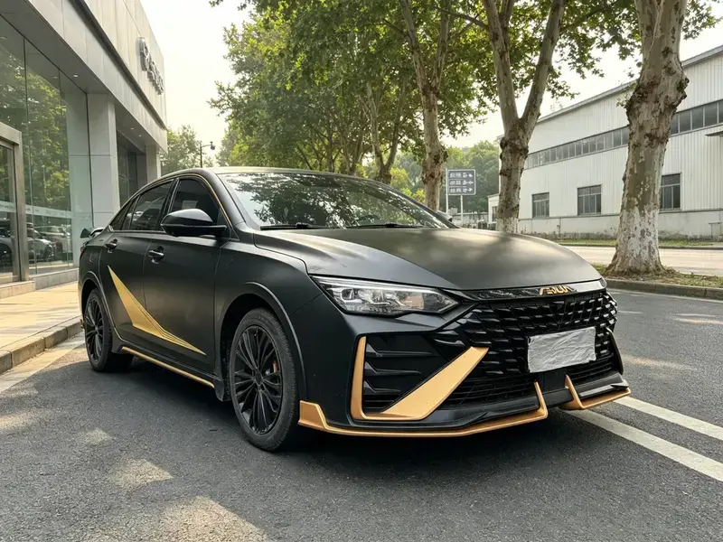 2022 Dongfeng Aeolus Yixuan Max с пробегом 32 000 км