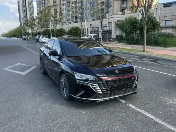 2022 Dongfeng Aeolus Yixuan Max с пробегом 29 800 км