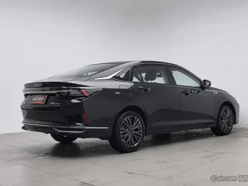 2021 Dongfeng Aeolus Yixuan Max с пробегом 36 900 км