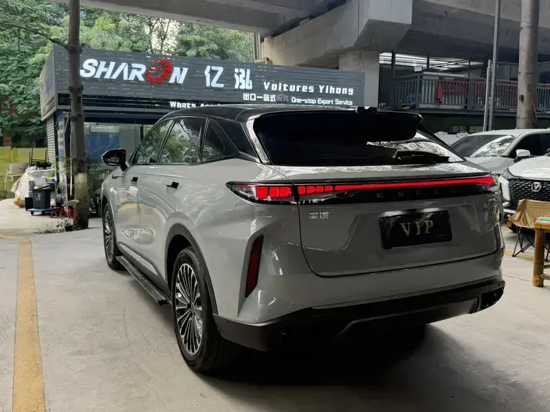 2023 Exeed Yaoguang с пробегом 25 000 км