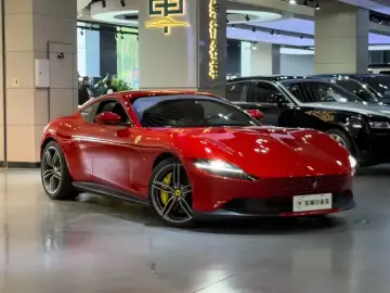 2020 Ferrari Roma с пробегом 17 500 км
