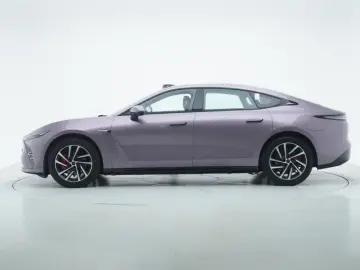 2025 Exeed Exlantix ES с пробегом 24 000 км