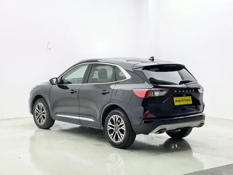 2020 Ford Escape с пробегом 52 300 км