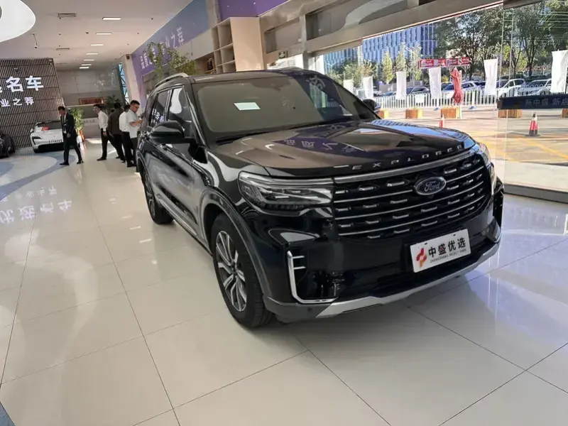 2023 Ford Explorer с пробегом 66 000 км