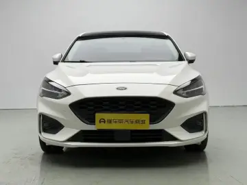 2021 Ford Focus с пробегом 55 000 км