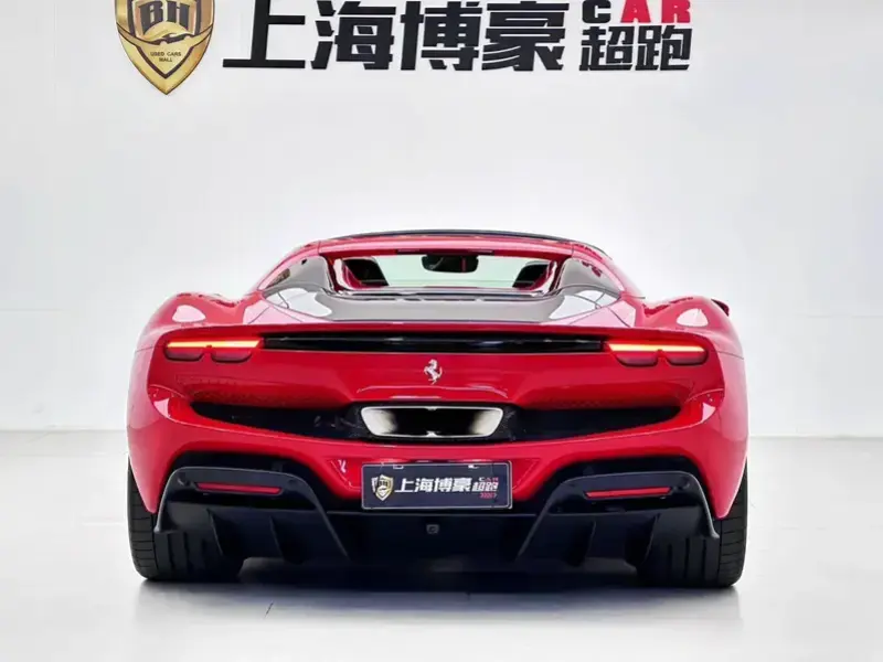 2022 Ferrari 296 с пробегом 18 000 км