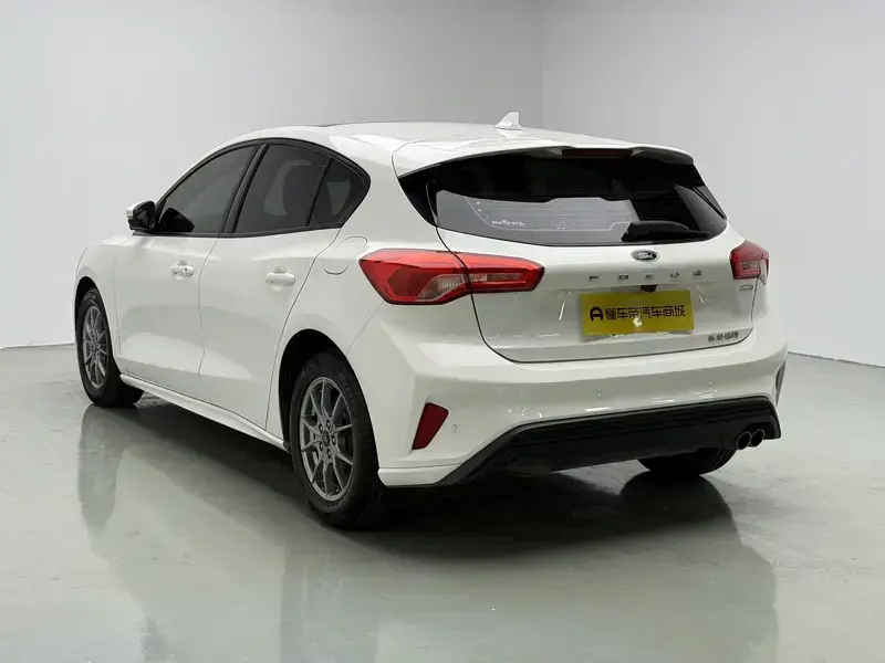 2021 Ford Focus с пробегом 55 000 км