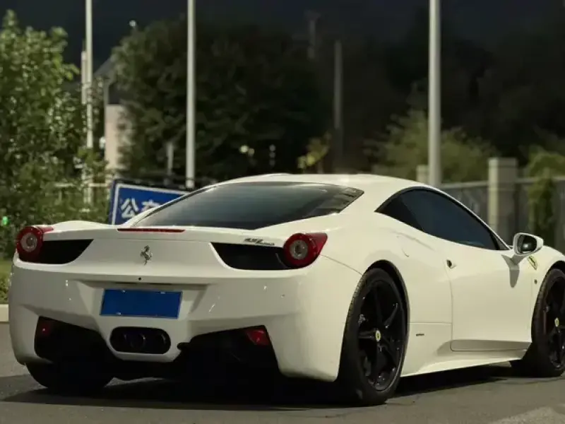 2015 Ferrari 458 с пробегом 58 000 км