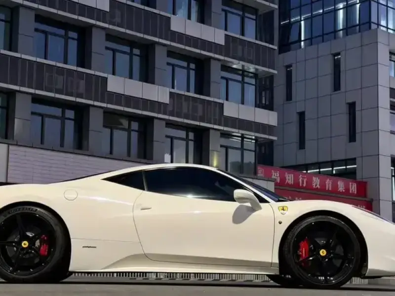 2015 Ferrari 458 с пробегом 58 000 км