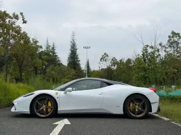 2011 Ferrari 458 с пробегом 70 000 км