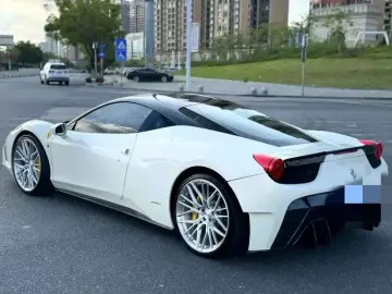 2011 Ferrari 458 с пробегом 70 000 км