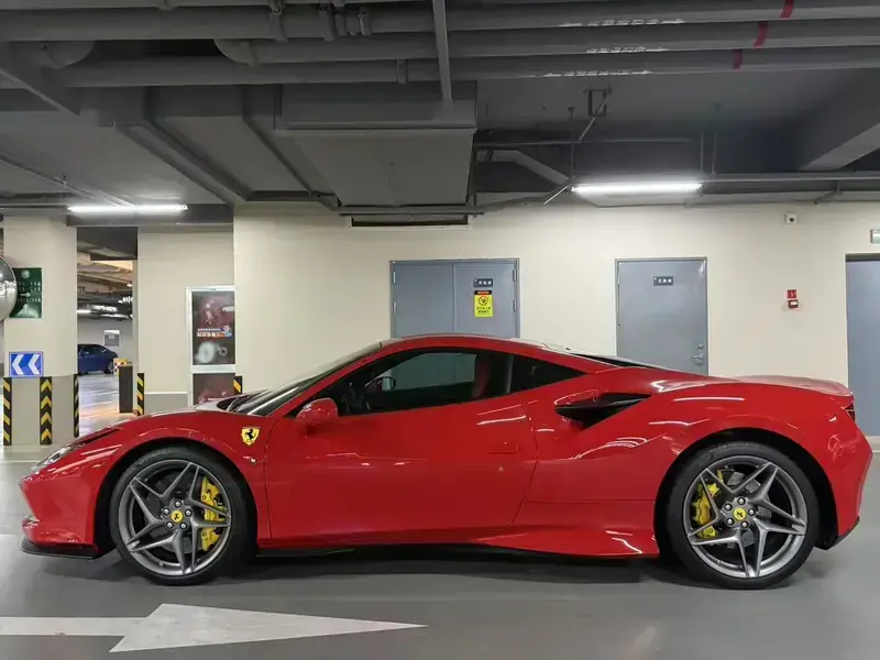 2019 Ferrari F8 с пробегом 7 300 км