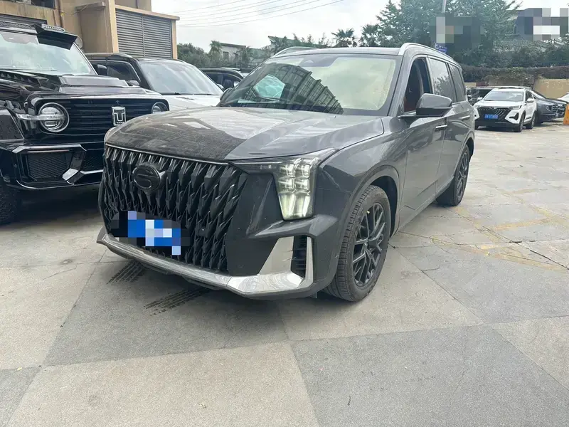 2022 GAC Trumpchi GS8 с пробегом 32 800 км