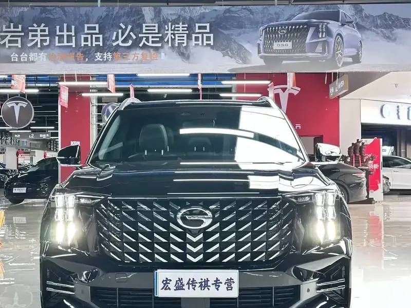 2022 GAC Trumpchi GS8 с пробегом 26 400 км