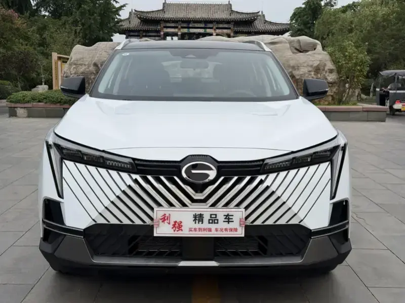 2022 GAC Trumpchi Emkoo с пробегом 100 км