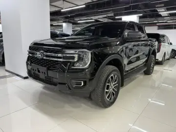 2025 Ford Ranger с пробегом 15 000 км