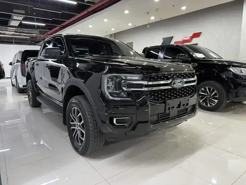 2025 Ford Ranger с пробегом 15 000 км