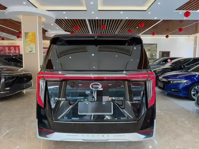 2023 GAC Trumpchi M8 с пробегом 59 000 км