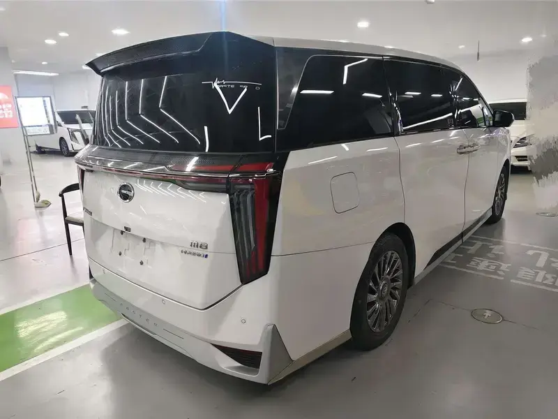 2023 GAC Trumpchi M8 с пробегом 49 000 км