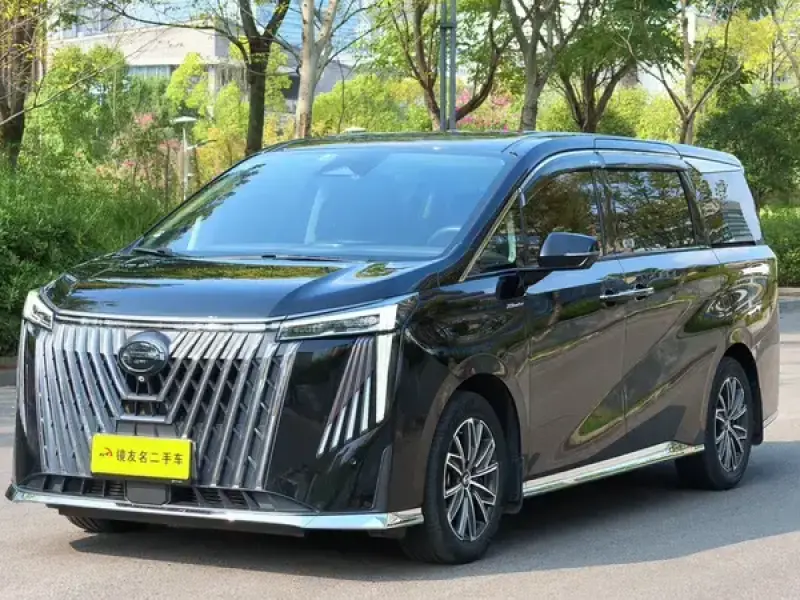 2023 GAC Trumpchi M8 с пробегом 52 000 км