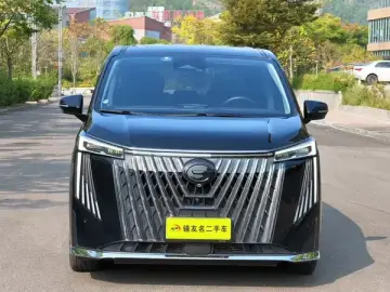2023 GAC Trumpchi M8 с пробегом 52 000 км