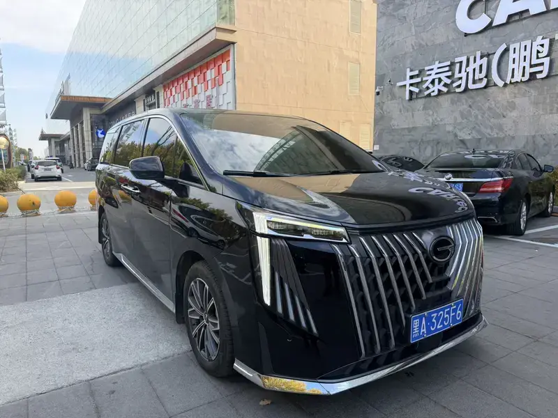 2024 GAC Trumpchi M8 с пробегом 24 600 км