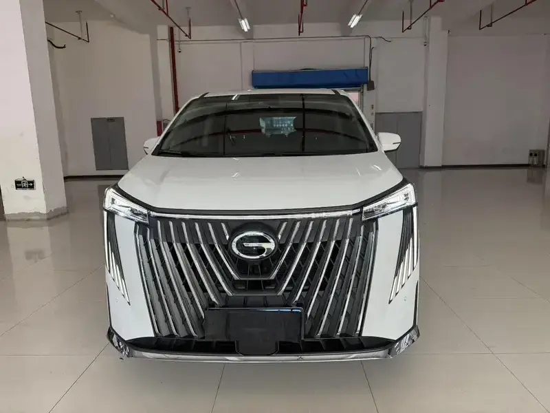 2024 GAC Trumpchi M8 с пробегом 19 000 км