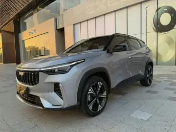 2026 Geely Atlas с пробегом 4 000 км