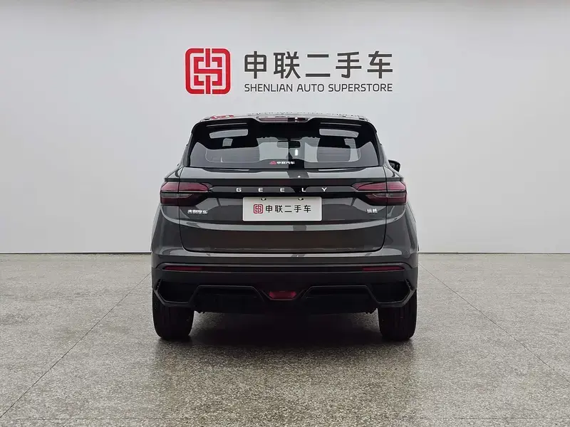 2025 Geely Binyue с пробегом 32 000 км