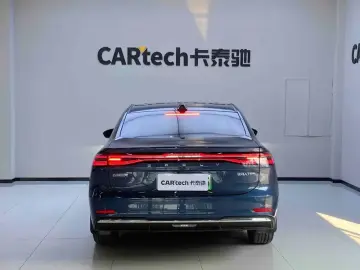 2025 Geely Galaxy A7 с пробегом 20 000 км