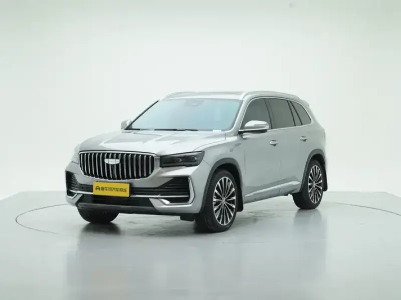 2025 Geely Monjaro с пробегом 4 600 км