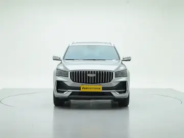 2025 Geely Monjaro с пробегом 4 600 км