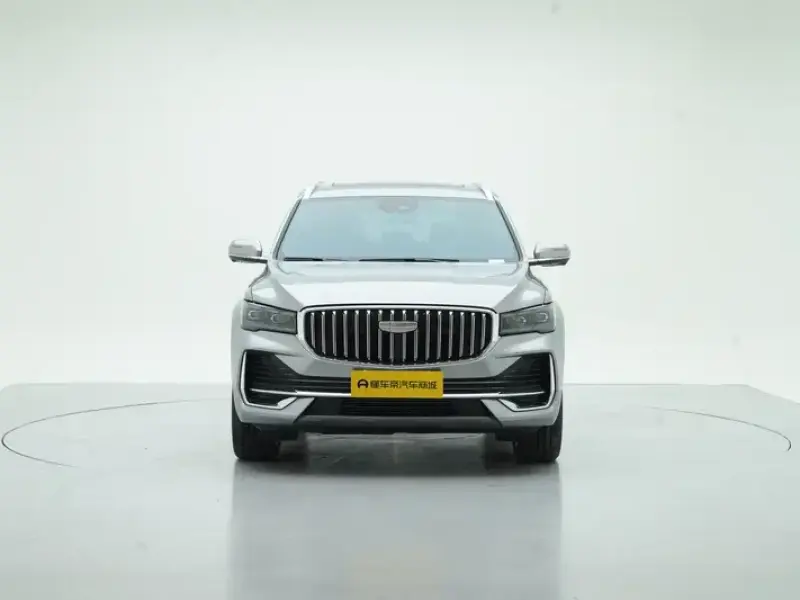 2025 Geely Monjaro с пробегом 4 600 км