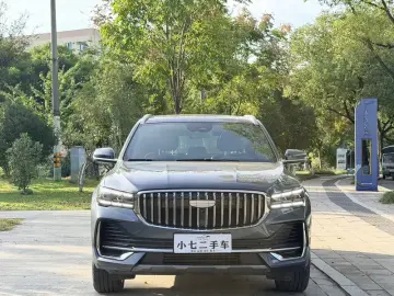 2025 Geely Monjaro с пробегом 9 000 км
