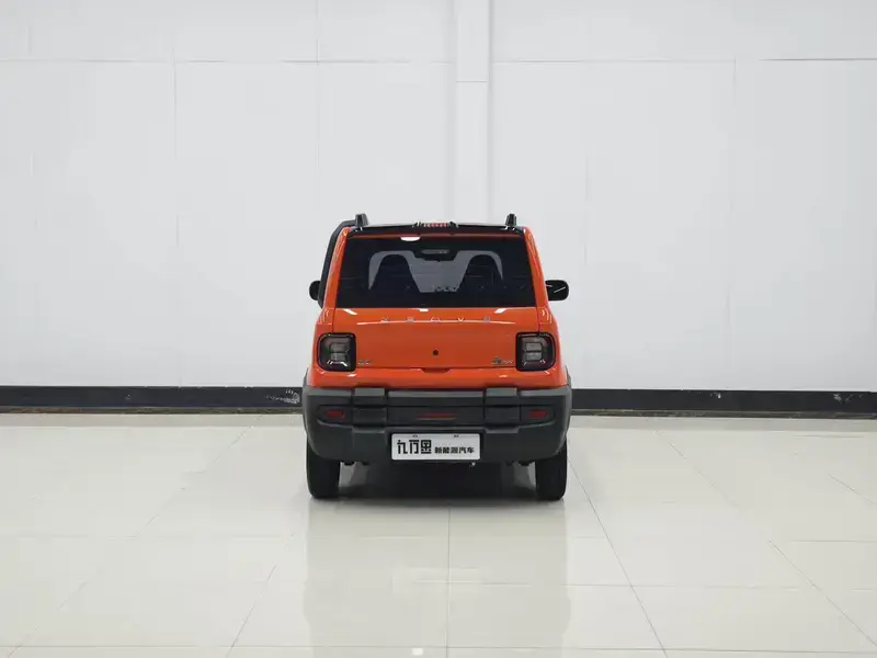 2025 Geely Panda с пробегом 5 000 км