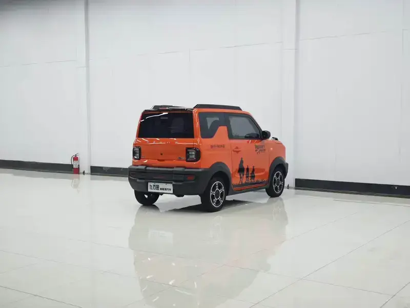 2025 Geely Panda с пробегом 5 000 км