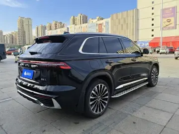 2025 Geely Monjaro с пробегом 15 000 км